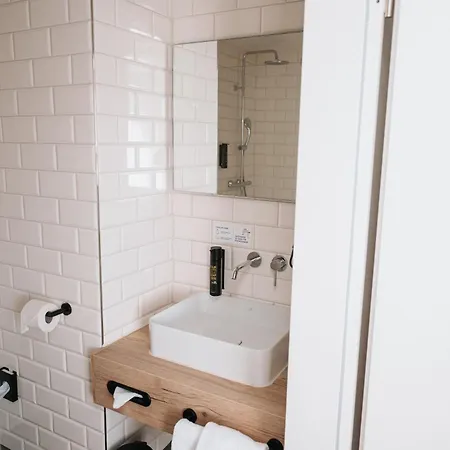 Alpengluehen Smart Bed & Breakfast Olching