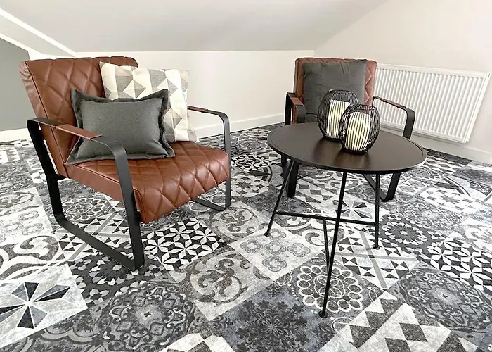 Alpenglühen Smart Frühstückspension Olching