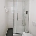 ألبينغلوهين سمارت 3*