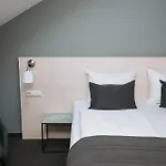 فندق مبيت وإفطار ألبينغلوهين سمارت