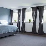 ألبينغلوهين سمارت 3*