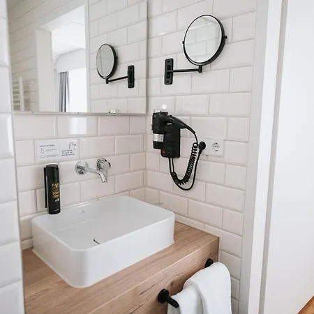 Bed & Breakfast Alpengluehen Smart